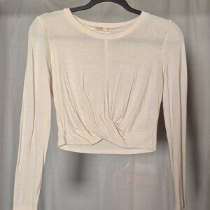 Women's Sozy Size Small Long-Sleeved Top in Ivory